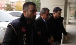 Avukatlık bürosunda kadını öldüren, gelinini de ağır yaralayan zanlı adliyede