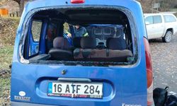 Çorum'da otomobil şarampole devrildi: 3 yaralı