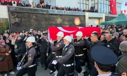 DEAŞ operasyonunda şehit olan polis memuru memleketinde toprağa verildi
