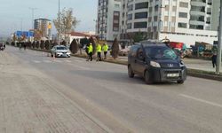 Hafif ticari aracın çarptığı yaya hayatını kaybetti