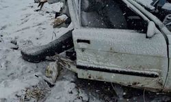 Tomarza'da trafik kazası: 2 yaralı