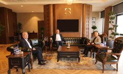 CHP'li Durmaz ve Zile Belediye Başkanı Sargın, Rektör Yılmaz'ı Ziyaret Etti