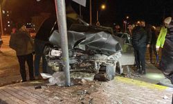 Çorum'da iki otomobil çarpıştı: 4 yaralı