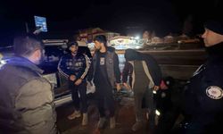 Tokat'ta durdurulan otomobilde 3 kaçak göçmen yakalandı