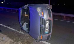 Aksaray'da otomobil devrildi: 2 yaralı