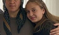 Antalya'daki otobüs kazasında hayatını kaybeden anne ve kızının cenazeleri Konya'ya getirildi