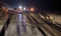 Bolu'da heyelan nedeniyle kapanan yol tekrardan ulaşıma açıldı