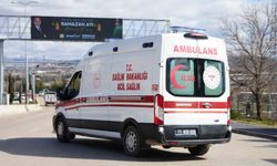 Dolmuşta tartıştığı genci bıçakla yaralayan kadın gözaltına alındı