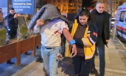 Kafedeki tartışma bıçaklı kavgaya dönüştü: 1 yaralı