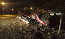 Takla atıp hurdaya dönen aracın sürücüsü hastanede hayatını kaybetti