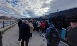 Vites Arızası Yolcuları Yolda Bıraktı