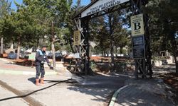 Tokat Belediyesi'nden Bayram Öncesi Mezarlık Temizliği