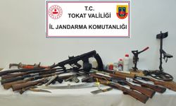 Tokat’ta Tarihi Eser ve Silah Kaçakçılığı Operasyonu! 11 Ruhsatsız Av Tüfeği Ele Geçirildi