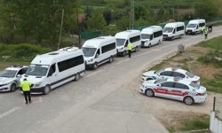 Erbaa’da Öğrenci Güvenliği İçin Sıkı Takip! Okul Servislerine Ceza Yağdı