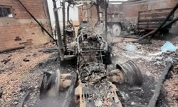 Amasya'da depo yangını: 3 traktör, 1 otomobil ve tarım aletleri zarar gördü