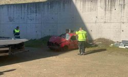 Düzce'de virajı alamayan otomobil bahçeye uçtu: 1 yaralı