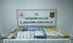 Şüpheli şahsın araçında gümrük kaçağı sigara ve nargile tütünü ele geçirildi