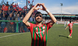 Turhal 60 FSK’ın Play-Off Ateşi Sönmüyor! Tribünde Taraftarlar, Sahada Futbolcular Coştu