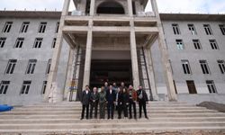 Tokat Valiliği Hizmet Binası’nda Günün Fotoğraflı