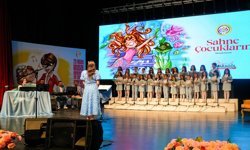 Erbaa’da 23 Nisan Coşkusu! Minik Yıldızlar Sahneye Damga Vurdu