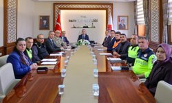 Bayburt'un ulaşım sorunları ve trafik tedbirleri toplantıda görüşüldü