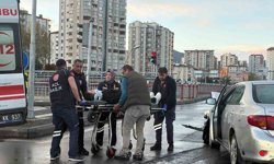 Ticari taksiyle otomobil çarpıştı: 2 yaralı