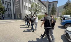 Tokat'ta 936 adet sentetik uyuşturucu hapla yakalanan 2 şüpheli tutuklandı