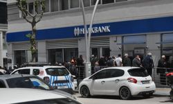 Tokat’ta Emekli İkramiyeleri Hesaplara Yattı! Banka ve ATM’lerde Kuyruklar Oluştu
