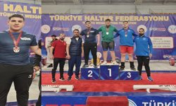 Güreşçi Kerem Mertkollu: "Hedefim U-15'te Avrupa Şampiyonu Olmak"