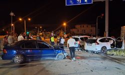Niksar’da Zincirleme Kaza! Kırmızı Işık İhlali 5 Yaralı Getirdi
