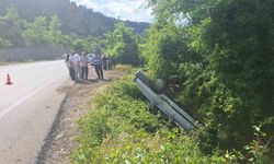Çorum'da otomobil şarampolde takla attı: 1 yaralı