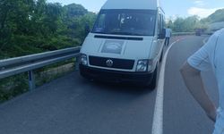 Direksiyon başında kalp krizi geçirdi: Şoför hayatını kaybetti, yolcular kurtuldu