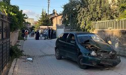 Ehliyetsiz çocuk sürücünün karıştığı kazada 2'si çocuk 5 kişi yaralandı
