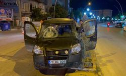 Hafif ticari aracın çarptığı belediye işçisi ağır yaralandı