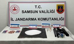 Jandarma 1 kilo 109 gram metamfetamin ele geçirdi