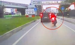 Motosiklet dolmuş minibüse arkadan çarptı: 1 yaralı