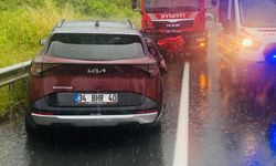 Ordu'da 3 aracın karıştığı kazada 6 kişi yaralandı