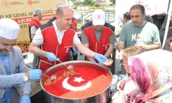 Tokat’ta 20 Bin Kişiye Bereket İkramı! Vakıflar Bölge Müdürlüğü’nden Aşure Geleneği