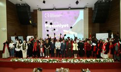 TOGÜ’de Uluslararası Mezuniyet Coşkusu! Farklı Kültürler Aynı Gururda Buluştu