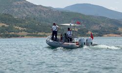 Almus Baraj Gölü'nde Mavi Vatan Nöbeti