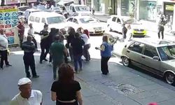 Kaza sonrası çıkan kavgada ortalık savaş alanına döndü: Kadın sürücüyü böyle darp etti