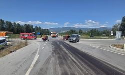 Niksar'da Feci Kaza! Traktör İkiye Bölündü, 1'i Ağır 5 Yaralı