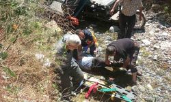 3 tekerlekli motor dere yatağına devrildi: Dede öldü, 2 torunu yaralandı