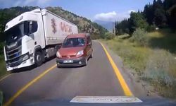 Ardahan-Şavşat karayolunda hatalı sollama araç kamerasında