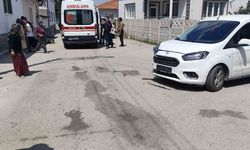 Otomobille çarpışan motosikletin sürücüsü yaralandı