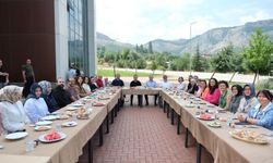 TOGÜ Rektörü Prof. Dr. Fatih Yılmaz Sağlık Bilimleri Fakültesi Personeliyle Bir Araya Geldi