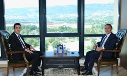 Adalet Komisyonu Başkanı Özdemir'den Rektör Yılmaz'a Nezaket Ziyareti