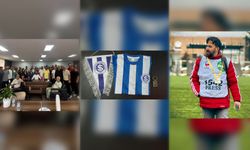 Cumhuriyetle Yaşıt İzmirspor'dan Tokat'ta Sporun Sesi Mustafa Işık'a Anlamlı Jest