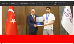 TOGÜ'lü Milli Güreşçi Bekir Keser Dünya İkincisi Oldu! Şampiyondan Rektör Yılmaz’a Ziyaret