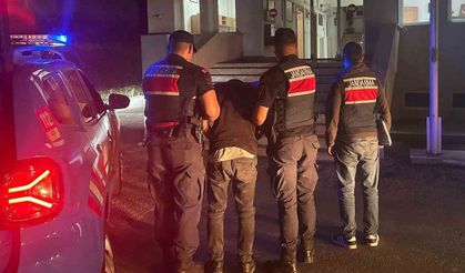 70 yaşındaki kadını kendini jandarma olarak tanıtan dolandırıcı, jandarmadan kaçamadı